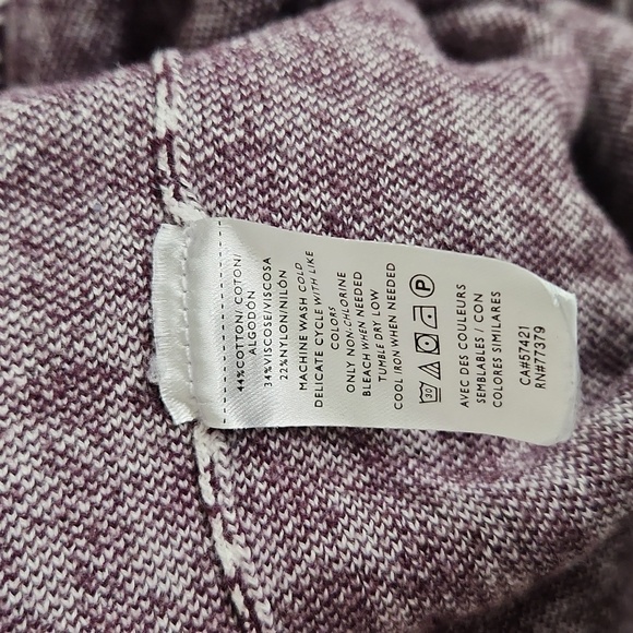 Ann Taylor purple houndstooth drop shoulders sweater Size: L - Picture 7 of 7